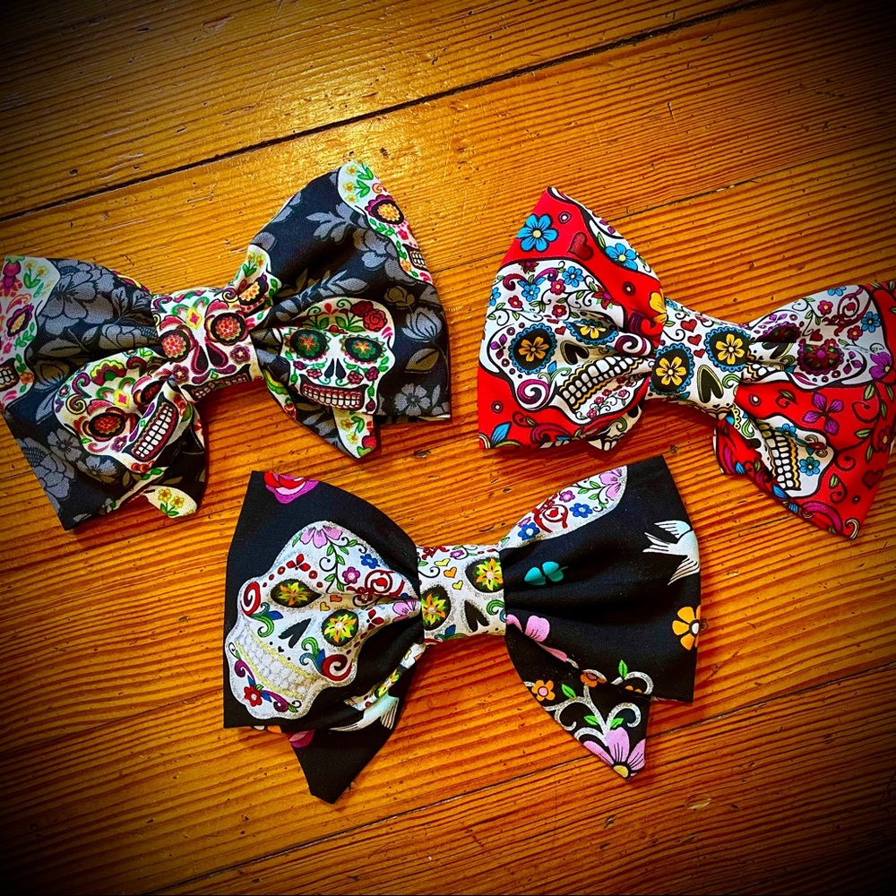Handmade Hair Bow Sugar Skull / Day of the Dead